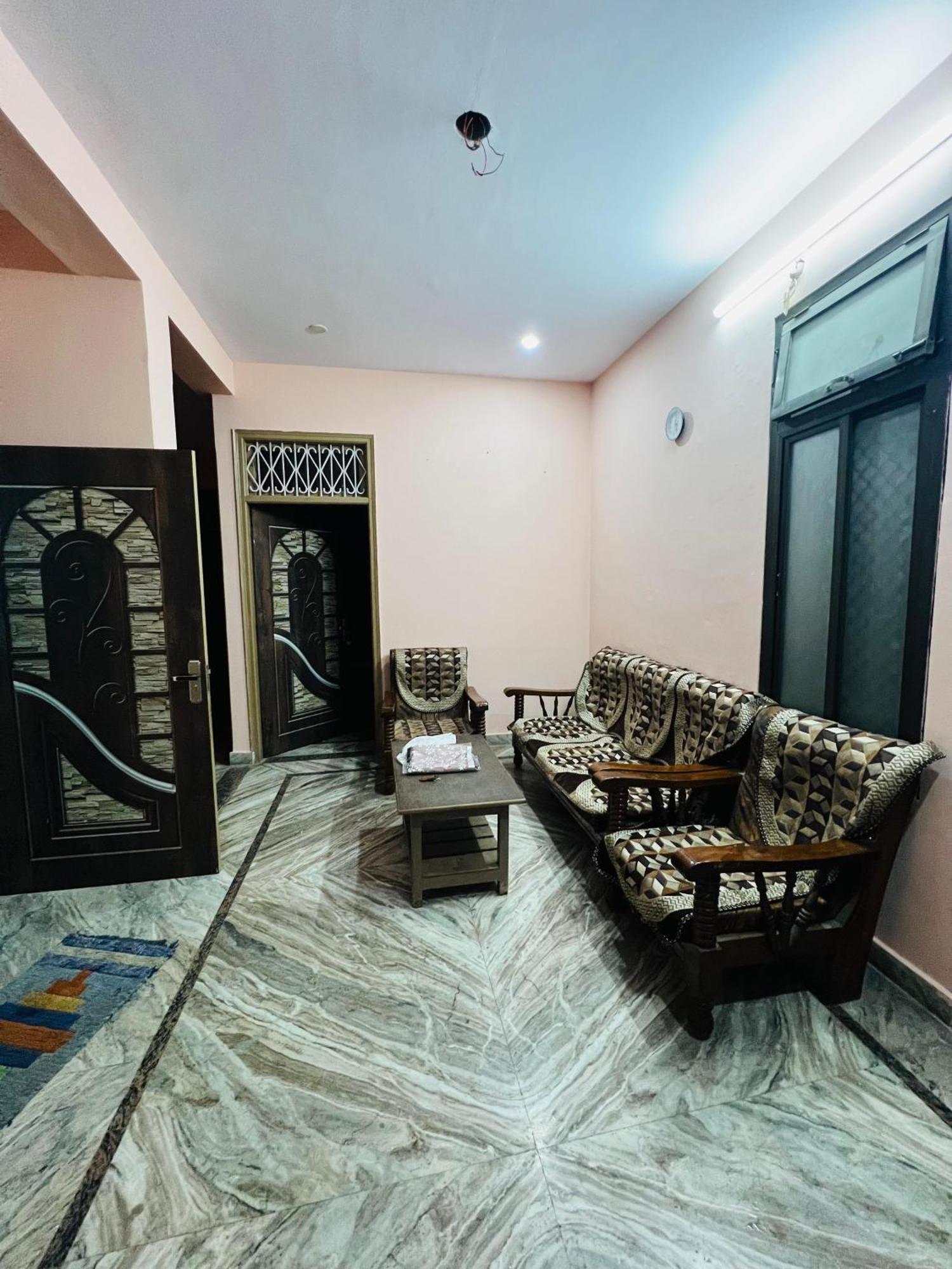 Annapurna Homestays Varanasi Exterior foto