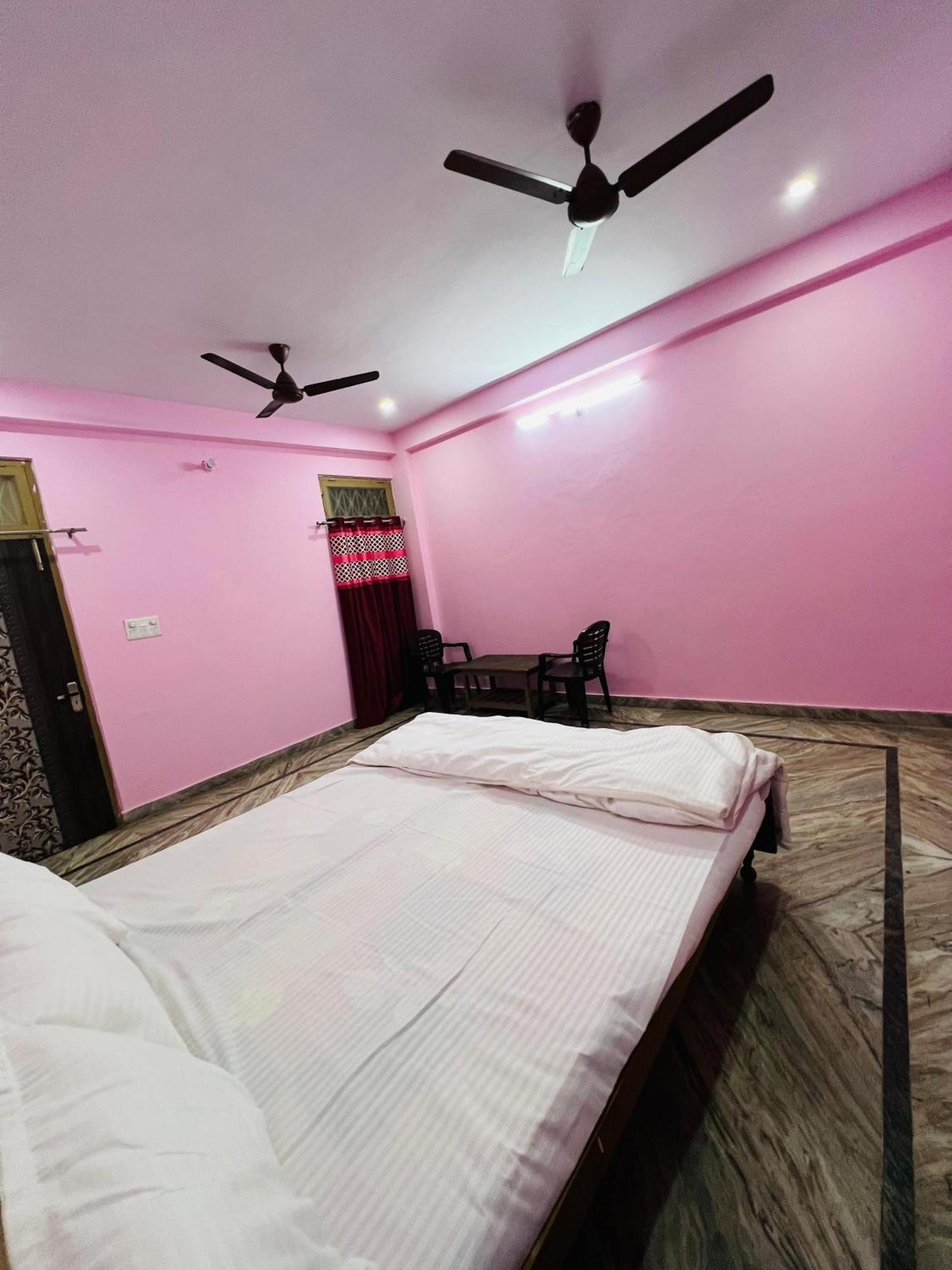 Annapurna Homestays Varanasi Exterior foto