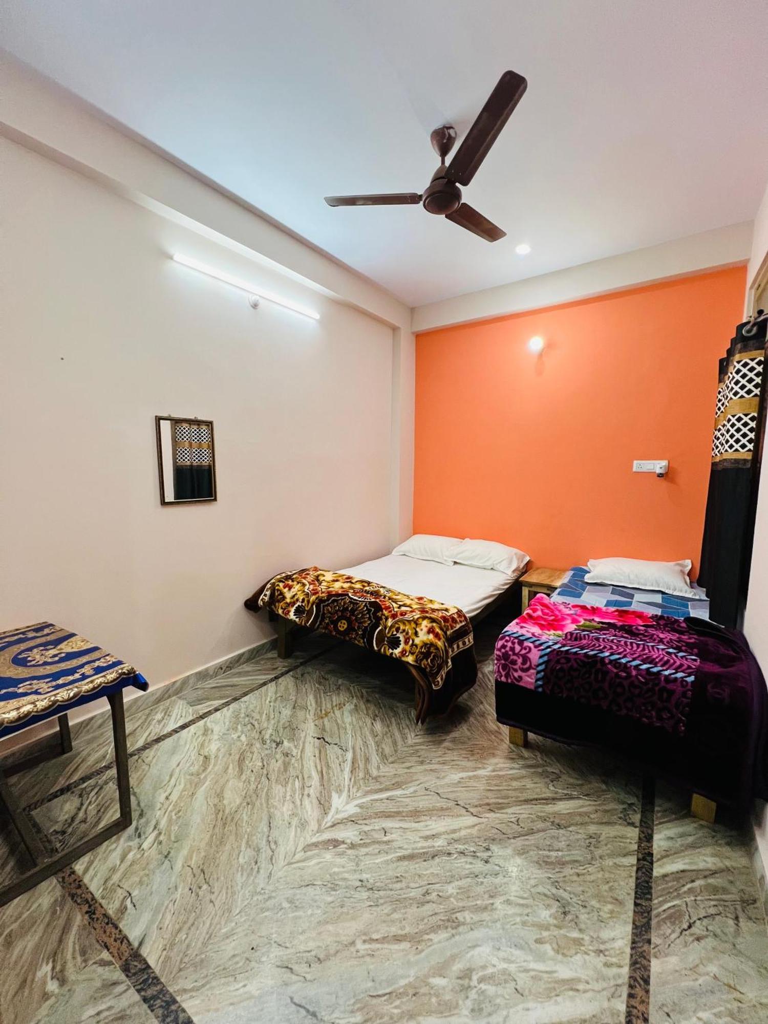 Annapurna Homestays Varanasi Exterior foto
